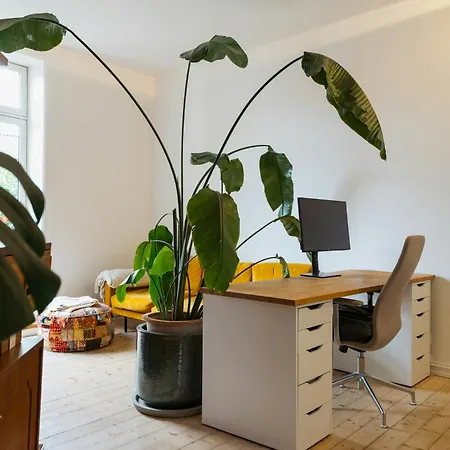 Appartamento Light With Rooftop Views In Toyen *
